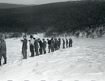 Search on the slope. From the left: Karelin-Maslennikov-Tipikin