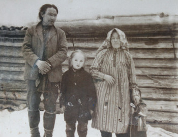 Nikolay Nikolaevich Pelikov with his grandson Nikolay and his wife Varvara Vasilyevna Anyamova